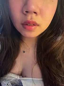 Hotellinh12 online show from June 15, 2026, 3:25 pm