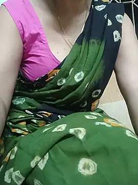 Rosy-B online show from August 5, 2026, 1:58 pm