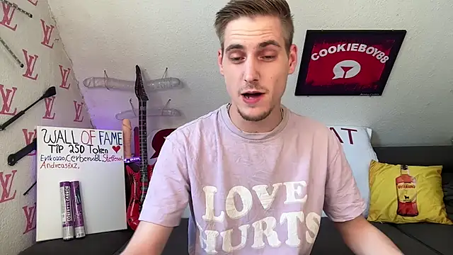 Cookieboy88 online show from May 2, 2026, 3:17 pm