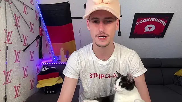 Cookieboy88 online show from July 8, 2026, 4:11 pm