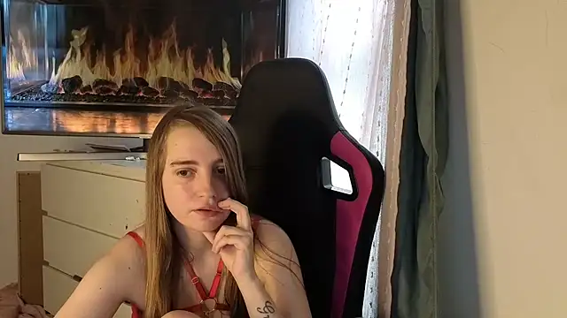 EvieRoseex online show from June 19, 2026, 10:30 am