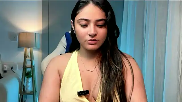 Snapshot of demieliss chatting on June 28, 2026, 7:31 pm demieliss online show from June 28, 2026, 7:31 pm