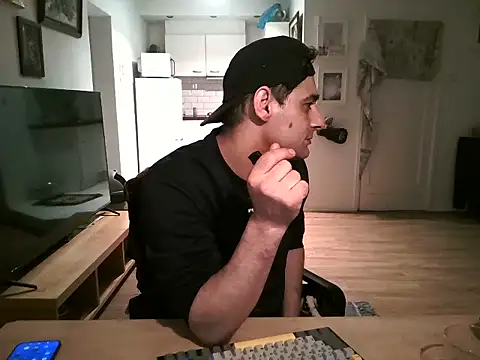 mihaimichael online show from August 8, 2026, 10:45 pm