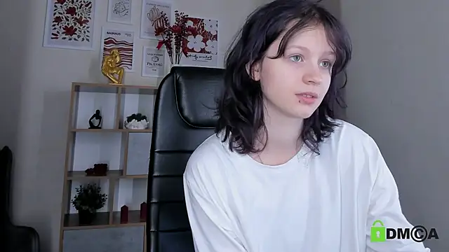 Alina Mills online show from August 2, 2026, 8:35 am