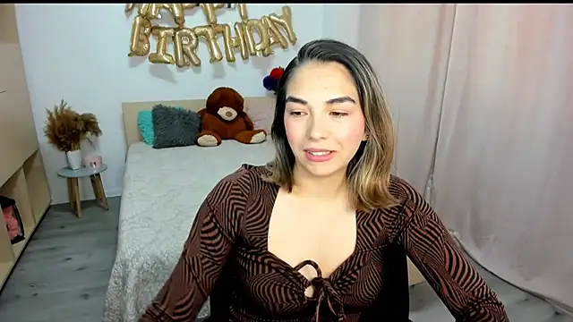 Snapshot of Alexa_Dolly12 chatting on August 1, 2026, 5:50 am Alexa Dolly12 online show from August 1, 2026, 5:50 am