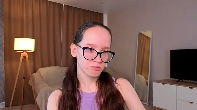 BettyBrowni online show from June 30, 2026, 4:08 pm