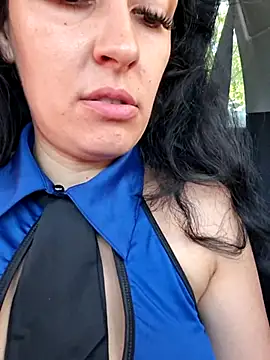 loryyy sexyyy online show from July 1, 2026, 11:45 am