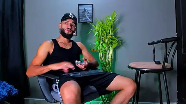 Damian 022 online show from July 17, 2026, 1:01 am