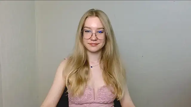 Snapshot of cindi_hot chatting on July 11, 2026, 10:29 am cindi hot online show from July 11, 2026, 10:29 am