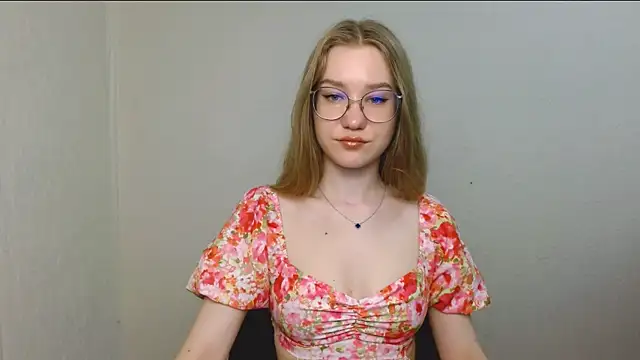 Snapshot of cindi_hot chatting on July 17, 2026, 9:16 am cindi hot online show from July 17, 2026, 9:16 am