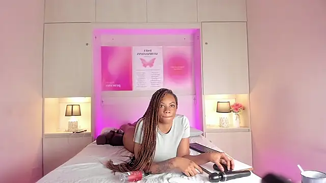 Snapshot of KendallRosse1 chatting on July 21, 2026, 4:20 pm KendallRosse1 online show from July 21, 2026, 4:20 pm