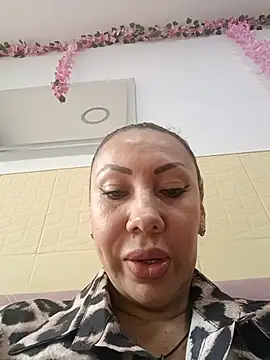 coral smitth online show from July 17, 2026, 3:39 pm