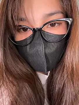 Lilisa miu online show from July 20, 2026, 4:09 pm