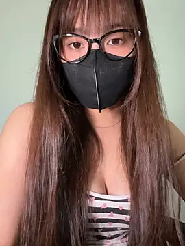 Lilisa miu online show from August 3, 2026, 7:07 am