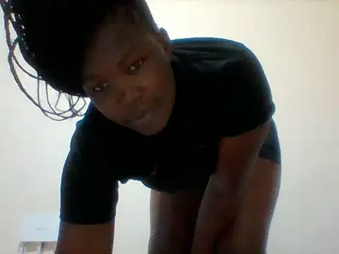 sweetangel41 online show from June 12, 2026, 9:25 pm