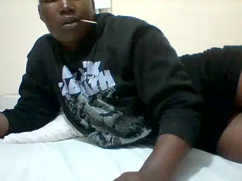 sweetangel41 online show from June 22, 2026, 5:21 pm