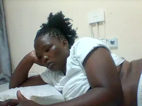 sweetangel41 online show from July 5, 2026, 11:23 pm