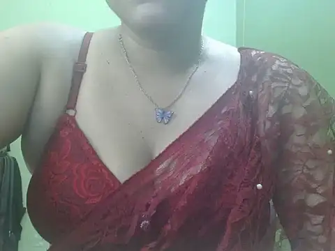 LOVERIAKOL online show from June 24, 2026, 5:45 pm