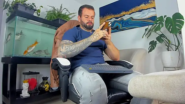 Johnnygrayson1 online show from May 14, 2026, 11:55 pm