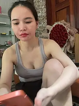 LiLi-Kirix99 online show from July 10, 2026, 7:56 am