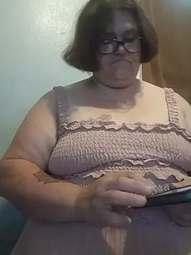 Snapshot of mcv131985 chatting on July 24, 2026, 7:01 pm mcv131985 online show from July 24, 2026, 7:01 pm