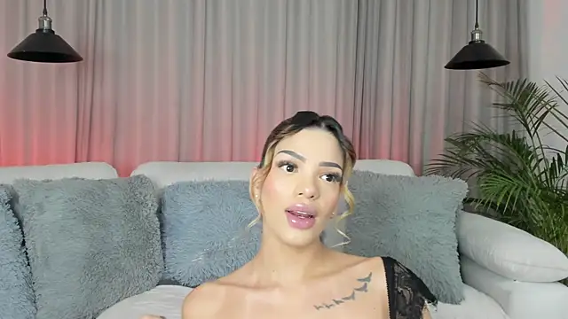 Snapshot of Ameliadickens chatting on July 23, 2026, 7:23 pm Ameliadickens online show from July 23, 2026, 7:23 pm