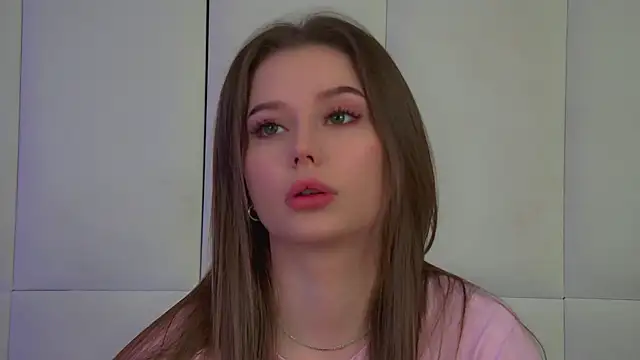DianaVert online show from June 18, 2026, 8:46 pm
