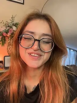 SweetJennaa online show from June 26, 2026, 10:58 pm