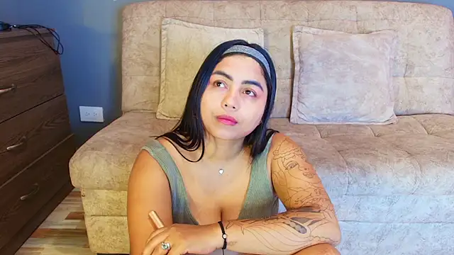 jade brunnette online show from July 19, 2026, 8:45 pm