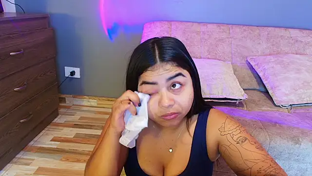 jade brunnette online show from July 24, 2026, 9:46 pm