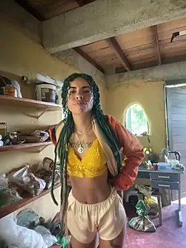 sammoura01 online show from June 20, 2026, 1:03 pm