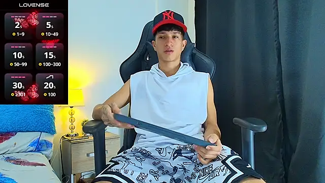  CamiloBass online show from July 22, 2026, 11:40 pm