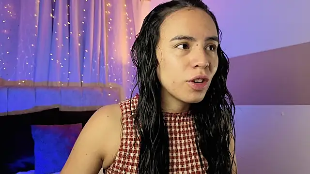 Snapshot of Zara_dulce chatting on June 6, 2026, 12:10 pm Zara dulce online show from June 6, 2026, 12:10 pm