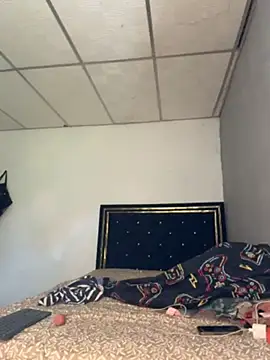 JennamartinyII online show from August 4, 2026, 2:52 pm