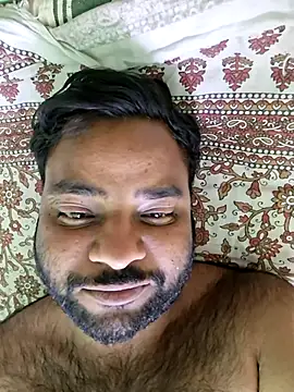 Snapshot of Rmoeo92 chatting on February 26, 2026, 7:02 pm Rmoeo92 online show from February 26, 2026, 7:02 pm
