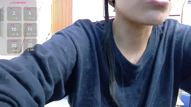 yourcuteneighbourr online show from July 7, 2026, 2:58 am