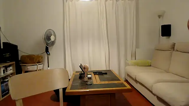 vagina02cam online show from June 27, 2026, 11:43 pm