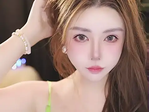 Qiaoqiao  online show from July 17, 2026, 4:45 pm