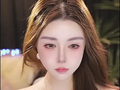 Qiaoqiao  online show from July 23, 2026, 10:46 am