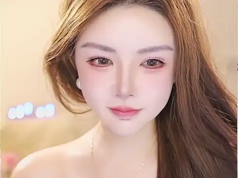 Qiaoqiao  online show from July 28, 2026, 4:39 pm