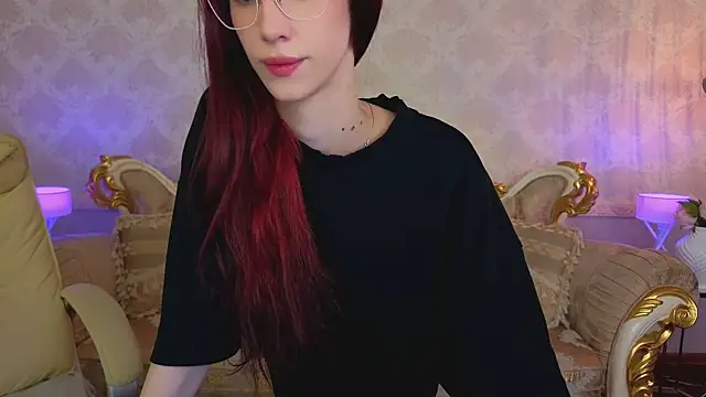Evelyn Rush online show from July 20, 2026, 7:33 am