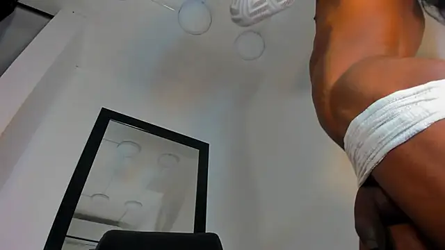 vera candella online show from July 25, 2026, 12:25 pm