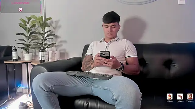 Cristopher strong online show from July 23, 2026, 1:53 pm