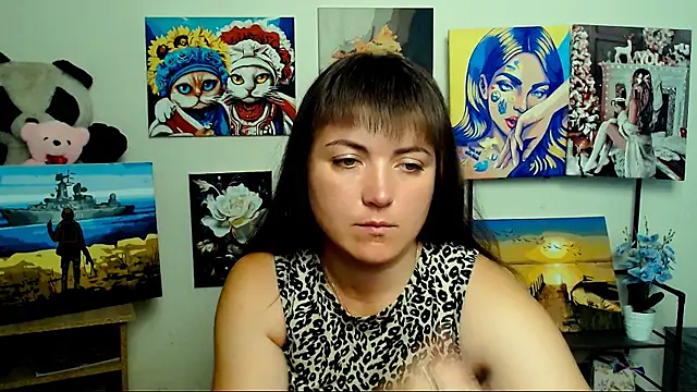 Darina M  online show from July 7, 2026, 4:37 am