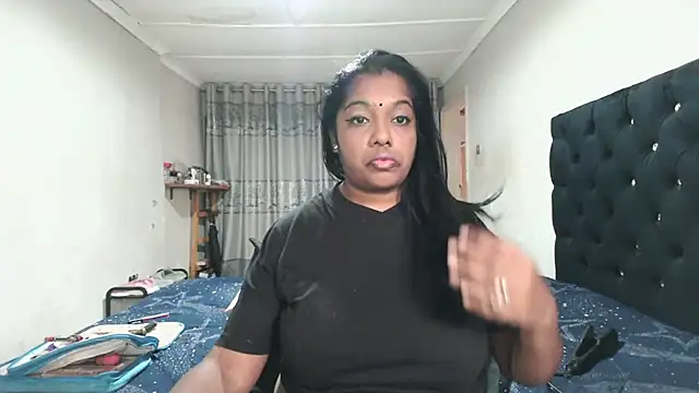 Indianmayaxoxo online show from July 20, 2026, 12:40 pm