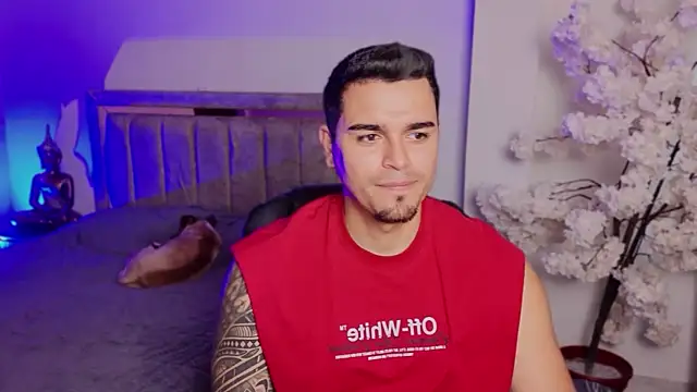 Axel Big cock online show from June 28, 2026, 8:04 pm