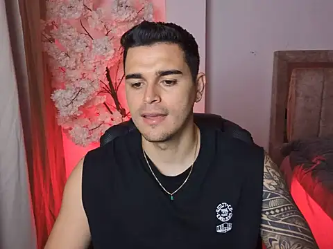 Axel Big cock online show from August 8, 2026, 1:52 am