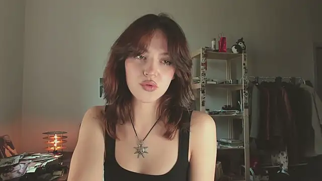 Niky  Jess online show from May 20, 2026, 10:54 am