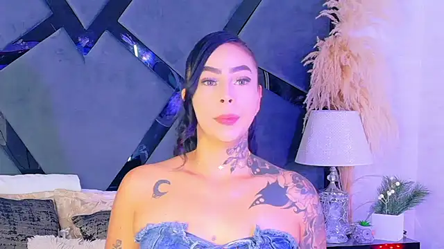 GiahDaniels online show from July 9, 2026, 5:39 pm