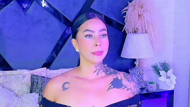 GiahDaniels online show from July 21, 2026, 9:28 pm